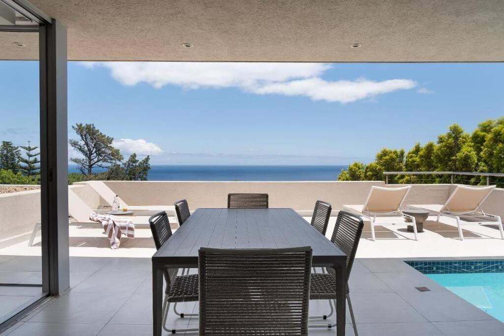 Villa Camps Bay Grace - With Pool And Ocean Views *